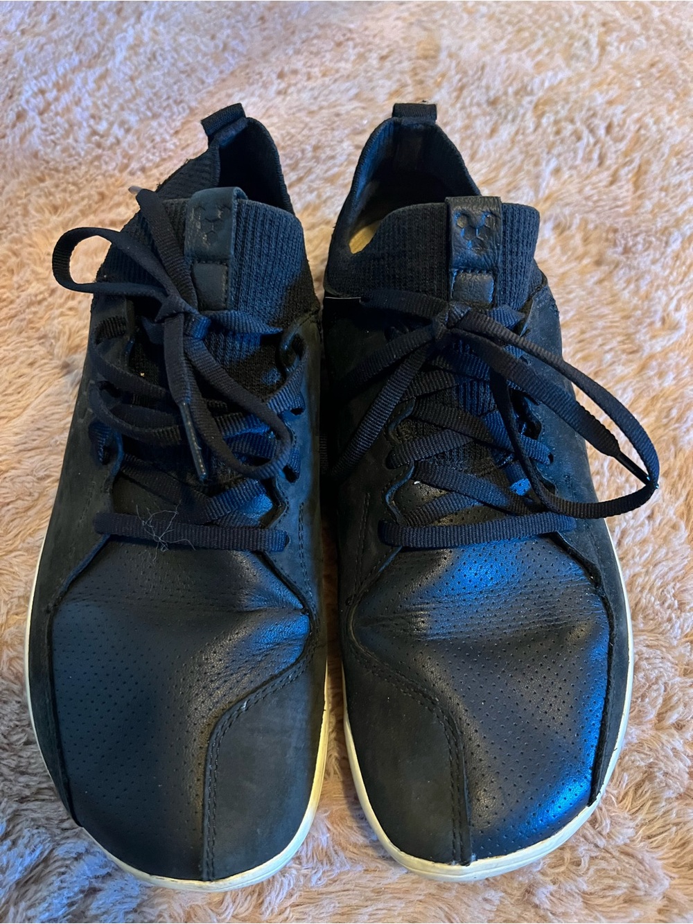 Vivo Barefoot Men's Black Low-Profile Lace-Up Sneakers